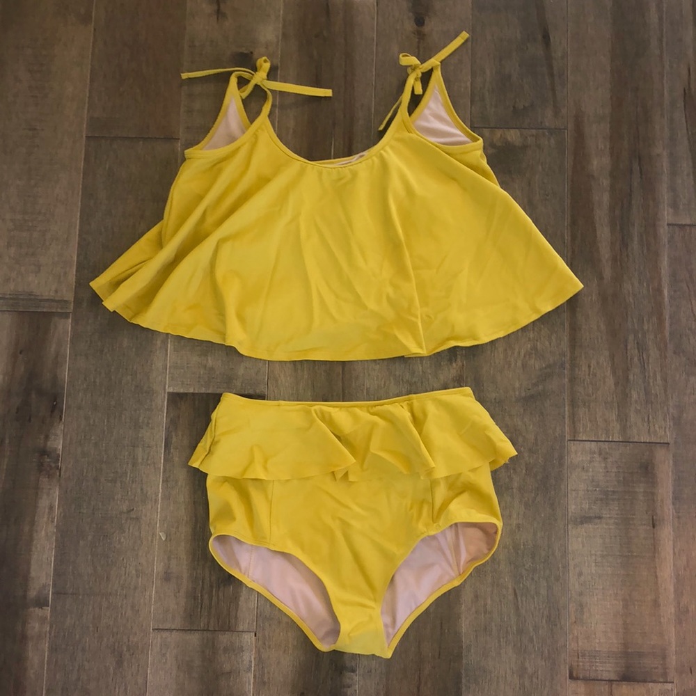 Kortni Jeane tankini